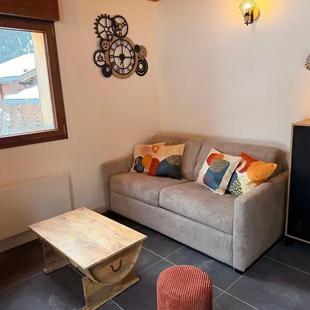 Neuf Cocooning Avec Balcon Et Parking Privé à - Fr-1-464-252 *